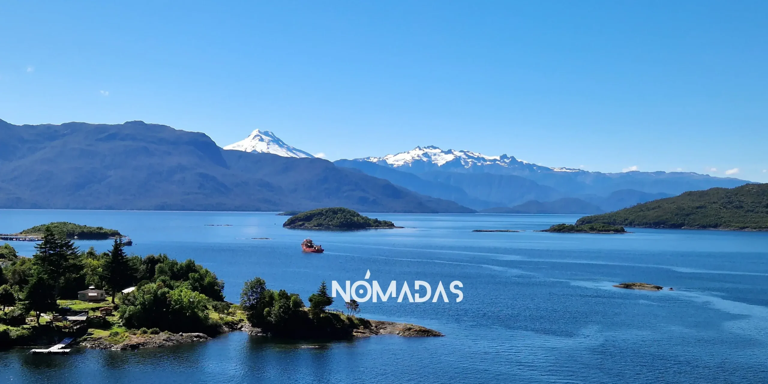 Islas Huichas, un maritorio bajo la amenanaza salmonera