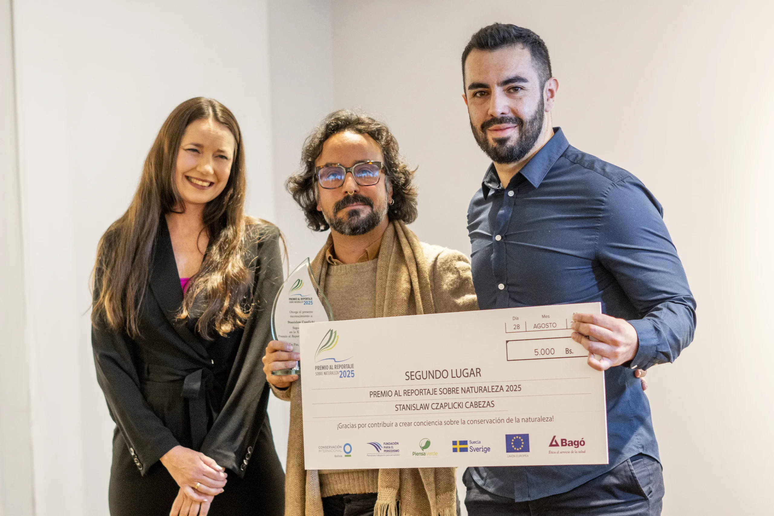 Revista Nómadas gana el segundo lugar en el Premio al Reportaje sobre Naturaleza 2025