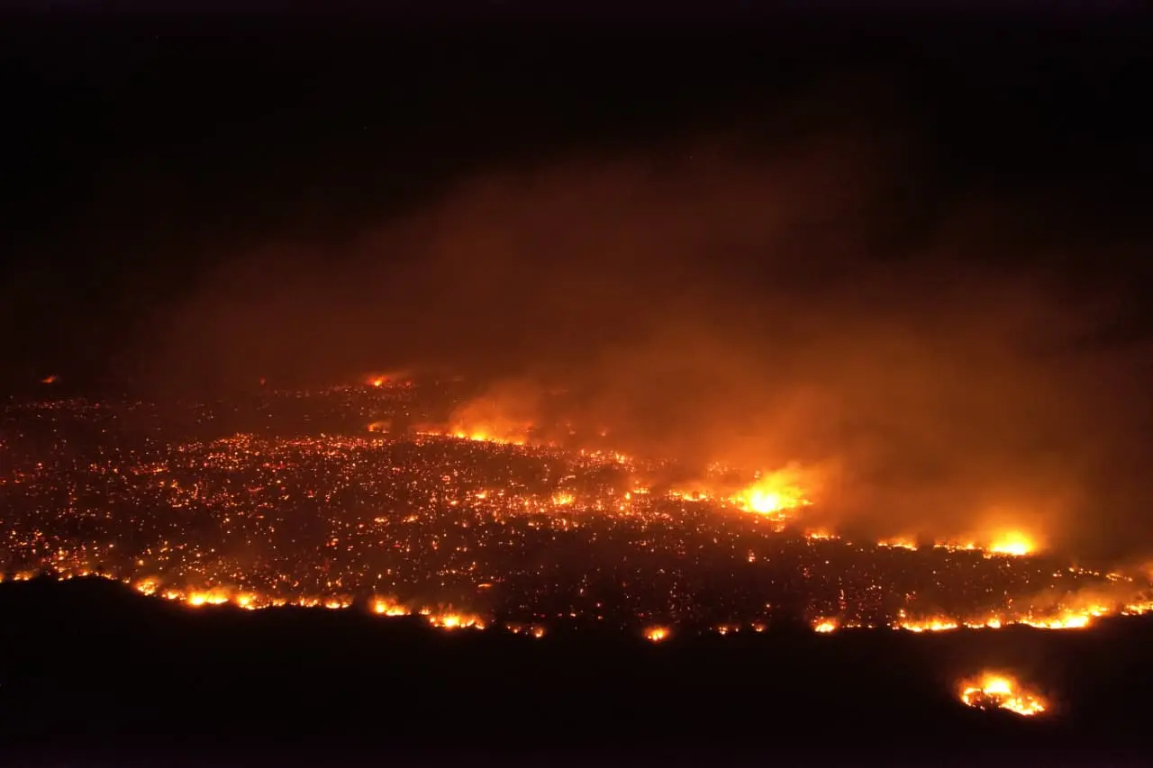 Emergencia en Ñembi Guasu! Incendio arrasa el área protegida y autoridades deben actuar ya