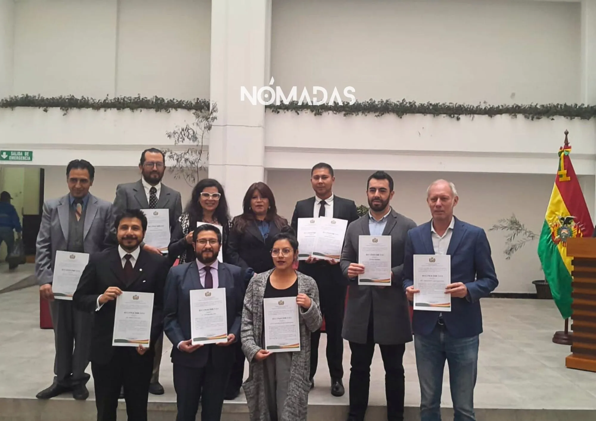 Premio Cámara Con el reconocimiento camaral, después del acto en la sede de Gobierno.