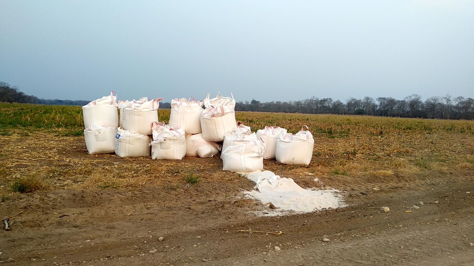 Sin linderos, por tierra y por aire: huele el “monstruo” de la contaminación