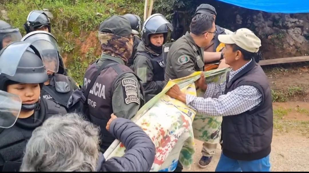 TARIQUÍA (2) Los defensores de Tariquía fueron sobrepasados por la Policía.