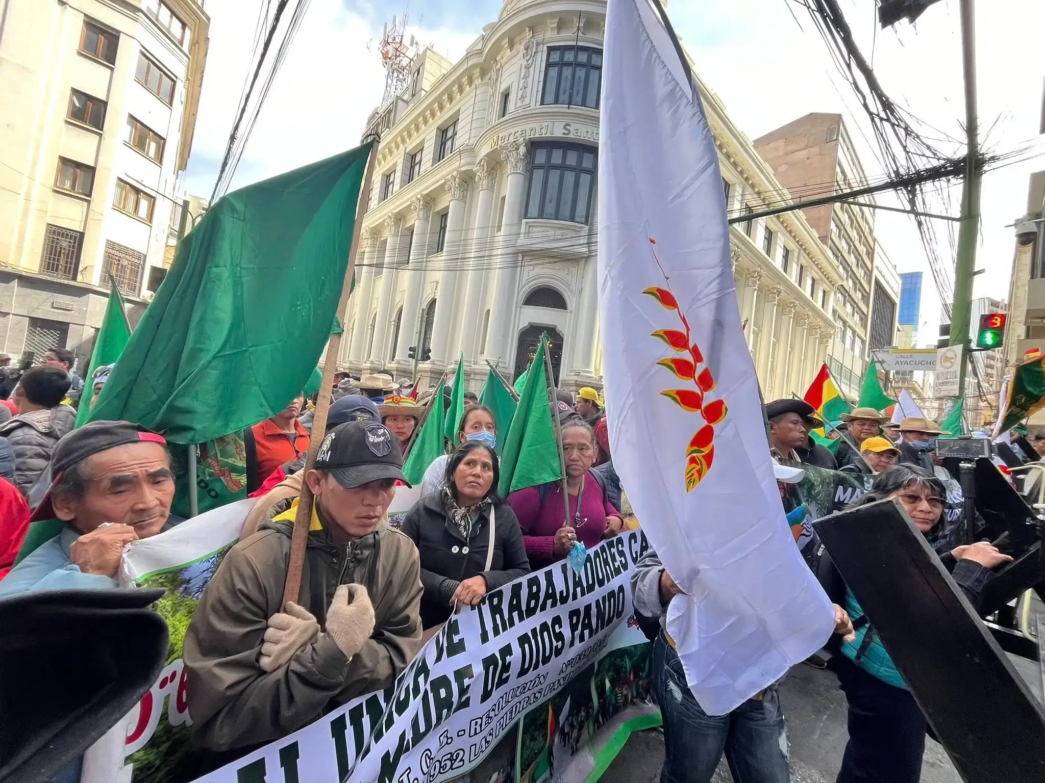 Los marchistas anunciaron que refuerzan la vigilia. Foto: Fundación TIERRA.