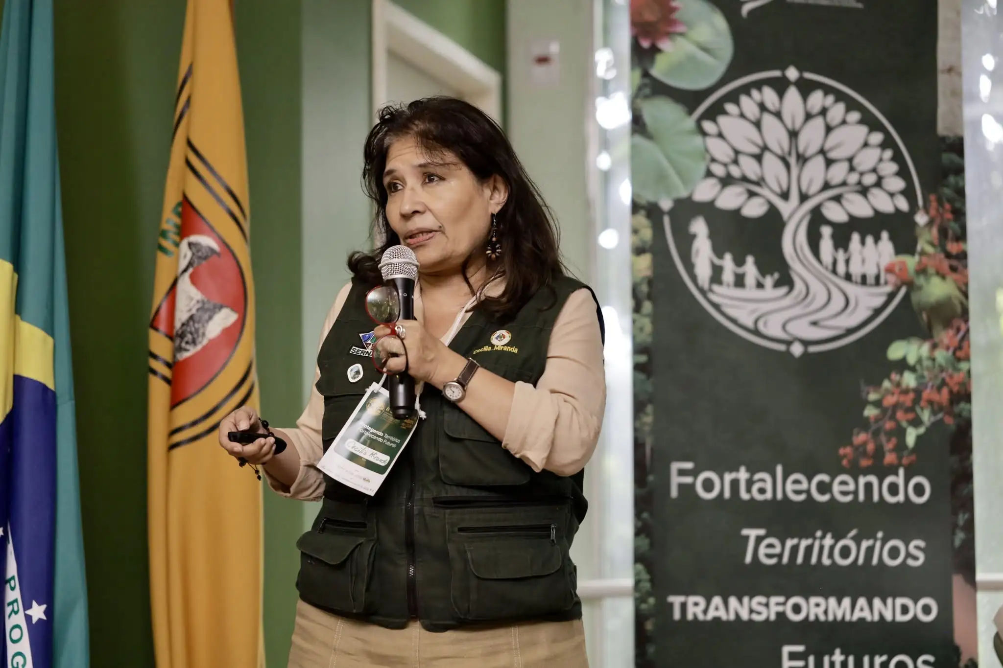 “Me he encontrado con redes de extorsionadores, redes de maleantes” 