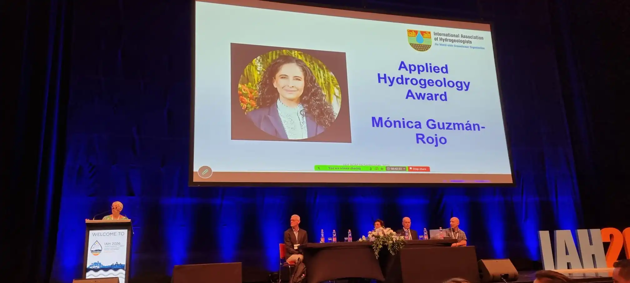 La hidróloga Mónica Guzmán recibió el Premio Internacional de Hidrogeología Aplicada 2026 por sus hallazgos en la Chiquitania